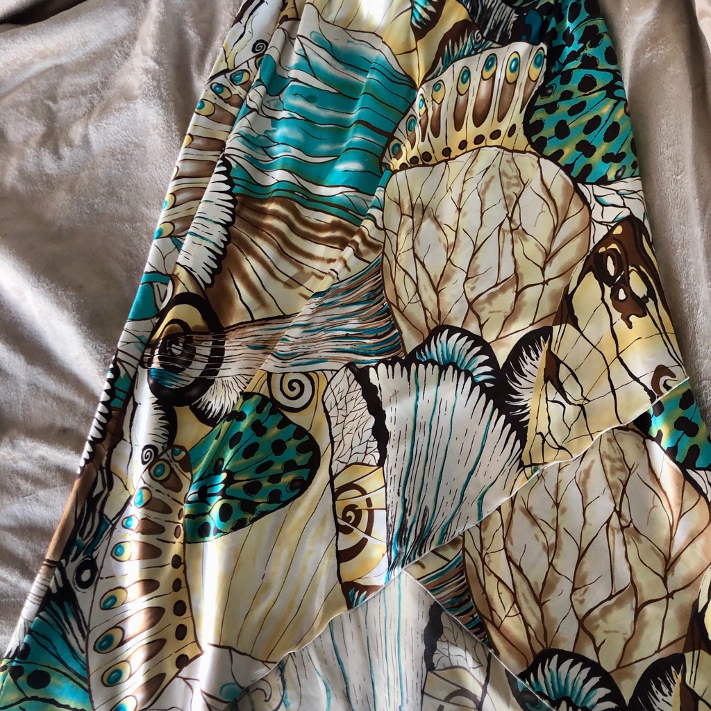 Russell Kemp 100% Silk Ladies Skirt. Worn One Time. Beautiful Colors.